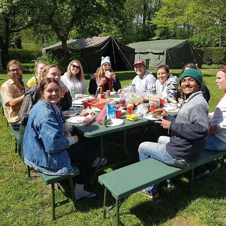 营地 Festanation Kingsday Camp *